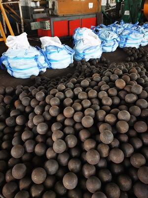60 - las bolas del molino de bola de la holgura 65HRC forjaron los medios de pulido de la bola de acero para el molino de bola